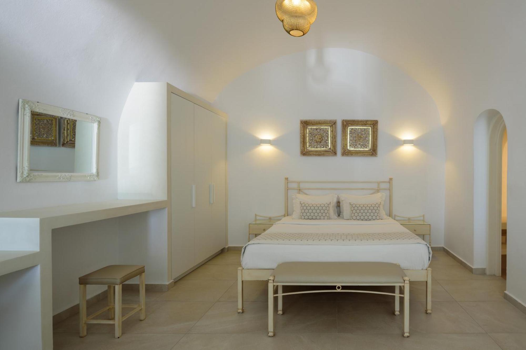 Kamares Apartments (Adults Only) Fira  Exterior photo
