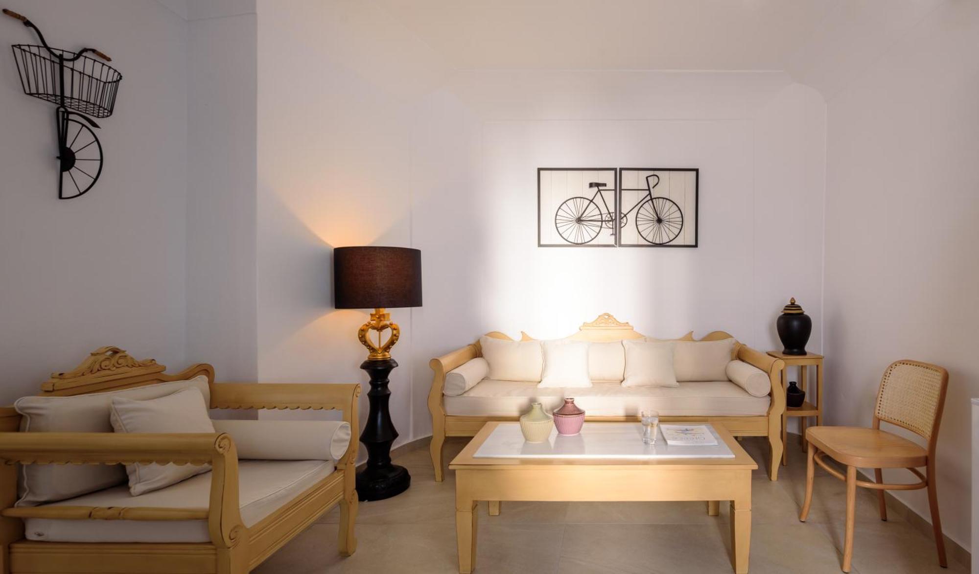 Kamares Apartments (Adults Only) Fira  Exterior photo